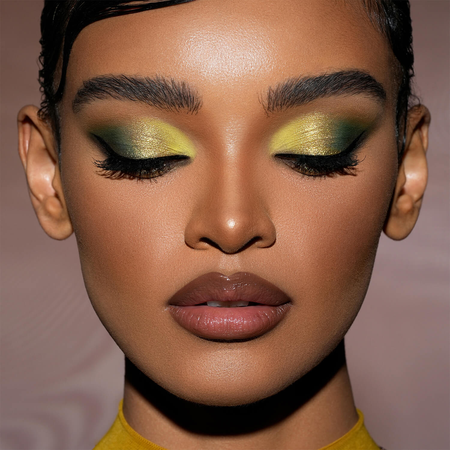YUCCA EYESHADOW PALETTE (PALETA DE SOMBRAS DE OJOS)
